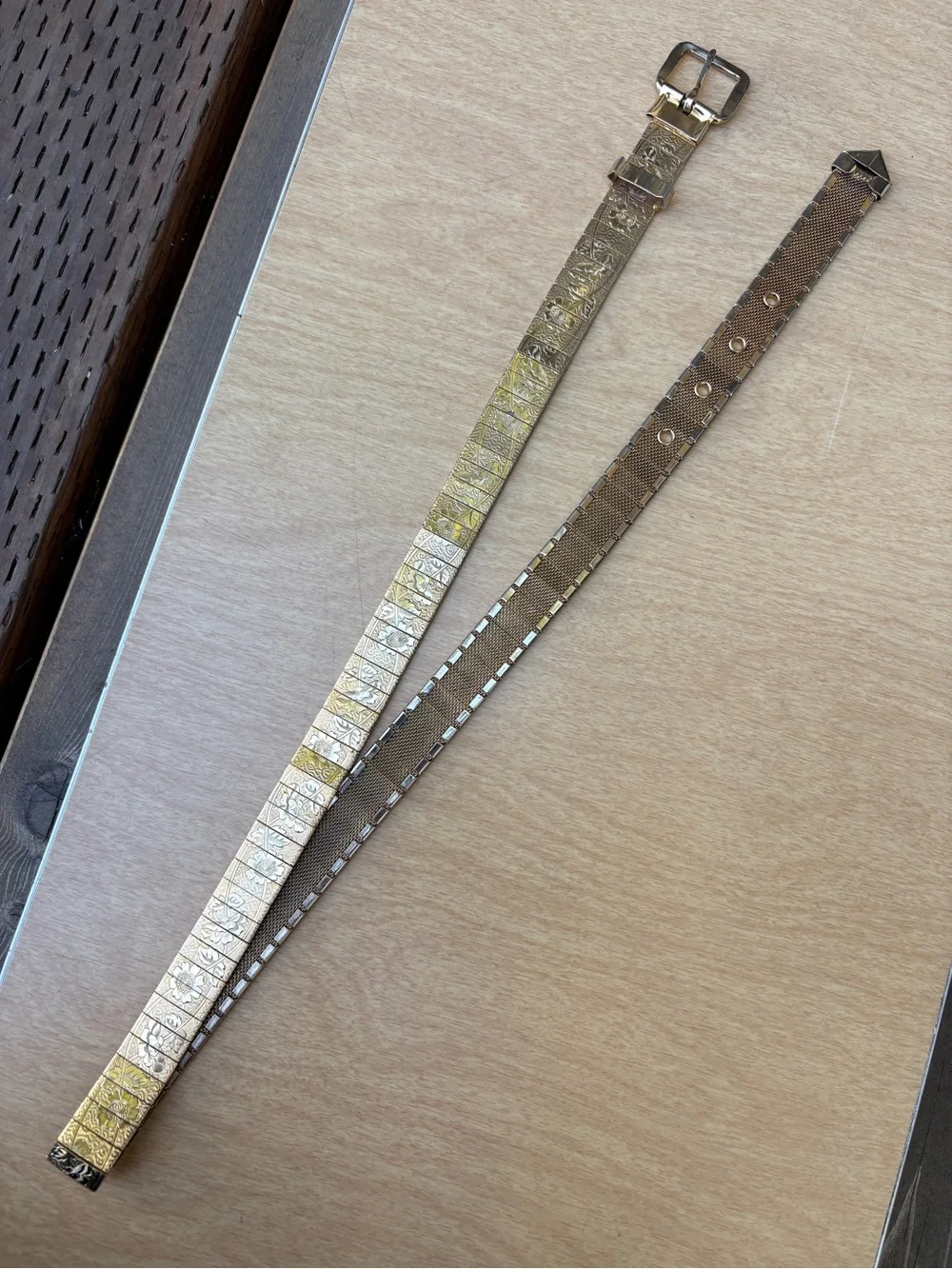 Vintage Gold-Toned Floral Engraved Metal Link Belt